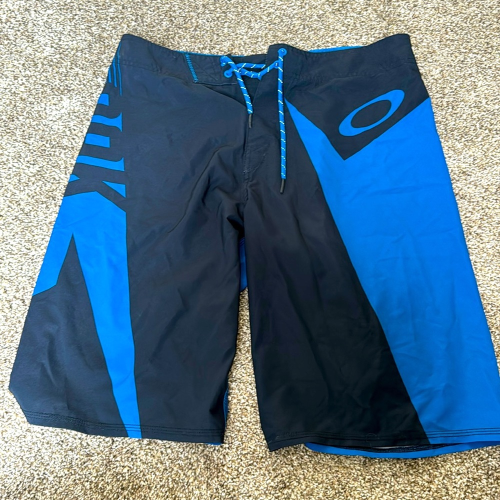 Oakley Men’s swim suit 33